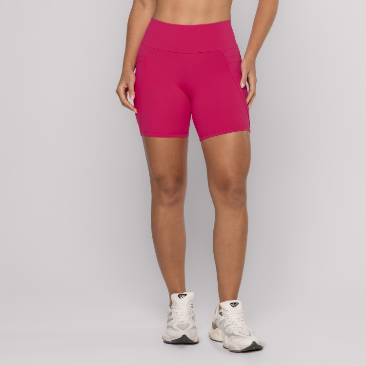 Short Jadore Com Bolsos Laterais E Nas Costas