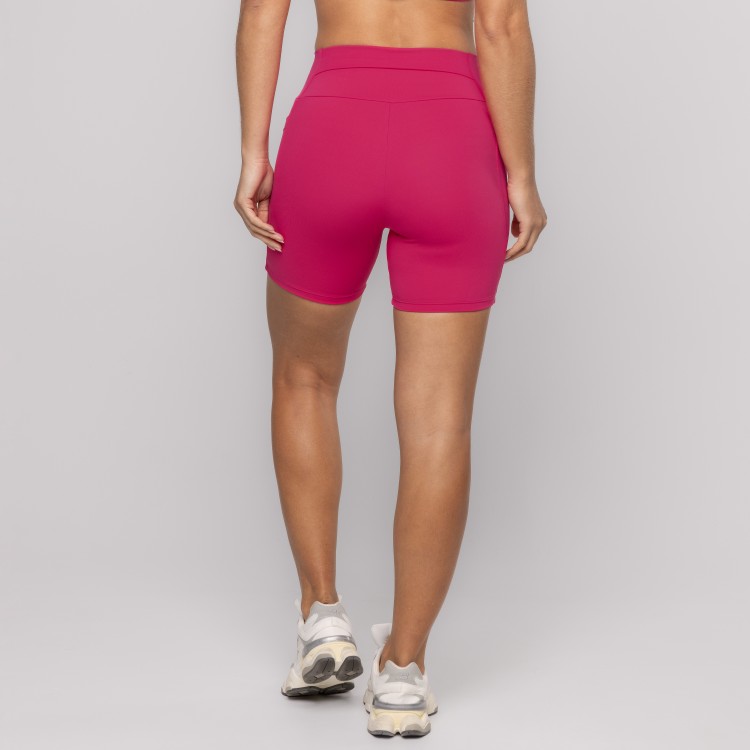 Short Jadore Com Bolsos Laterais E Nas Costas