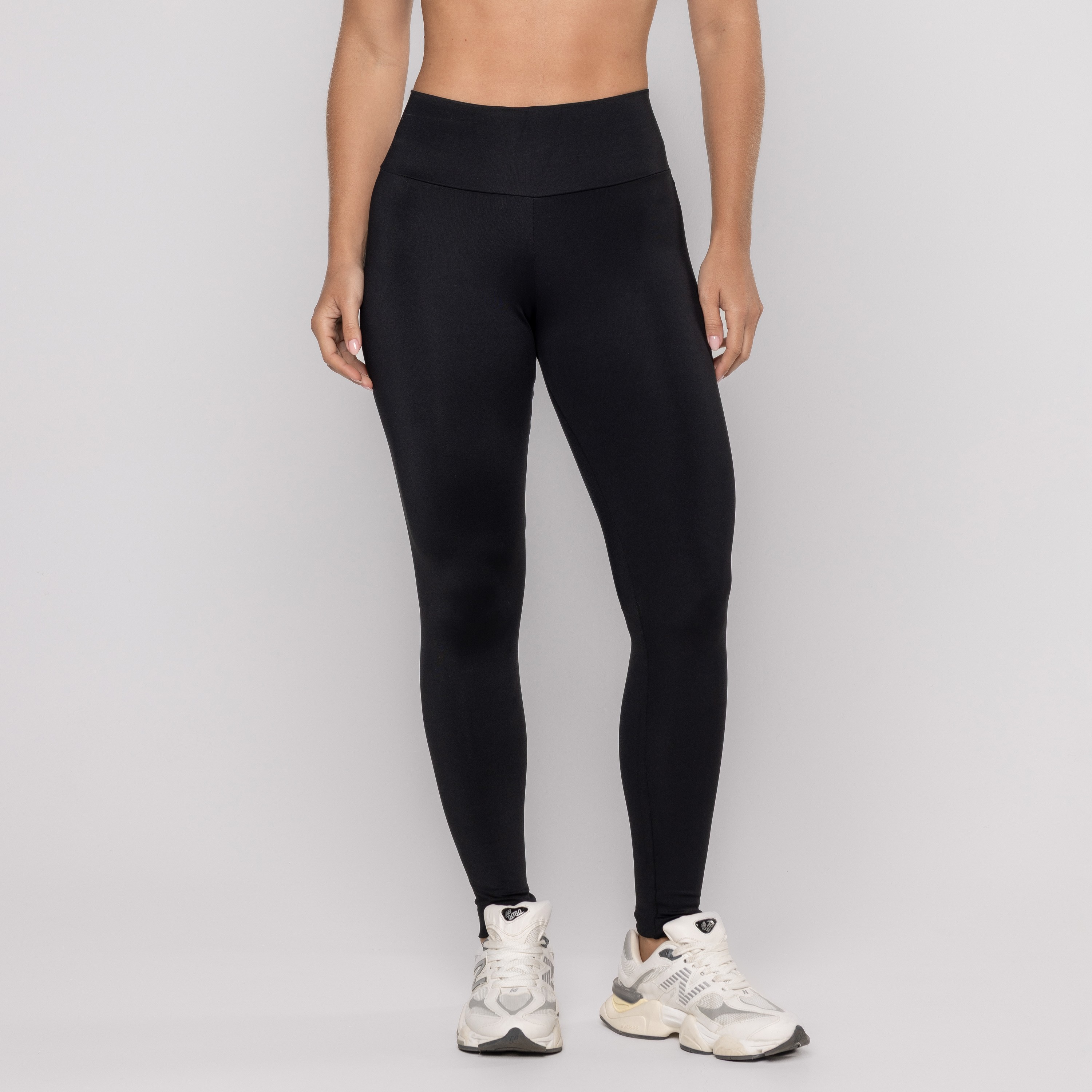 Calça Legging Preto Com Bolso Nas Costas