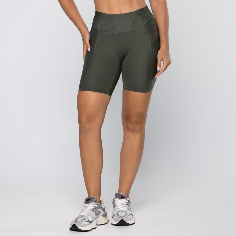 Bermuda Force Com Bolsos Laterais Verde Pinho